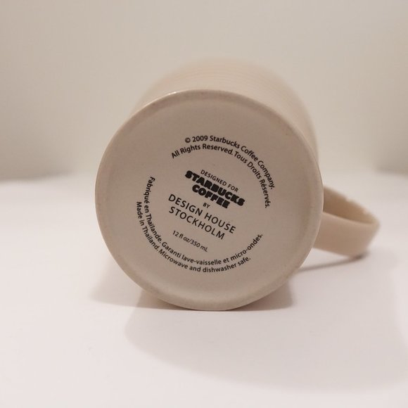 Set of 3 Starbucks mugs 2009, 2010, 2017 - Picture 5 of 10